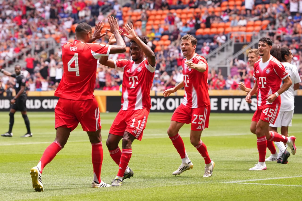 بايرن ميونخ ودورتموند وليفركوزن في سباق لقب الدوري الألماني